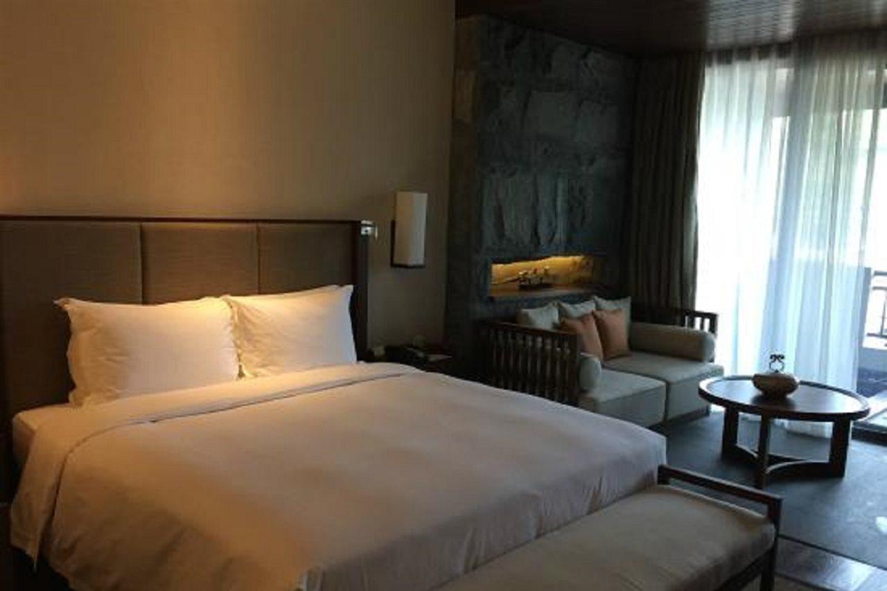 Doubletree Resort By Hilton Hotel Hainan - Qixianling Hot Spring Baoting Exterior foto