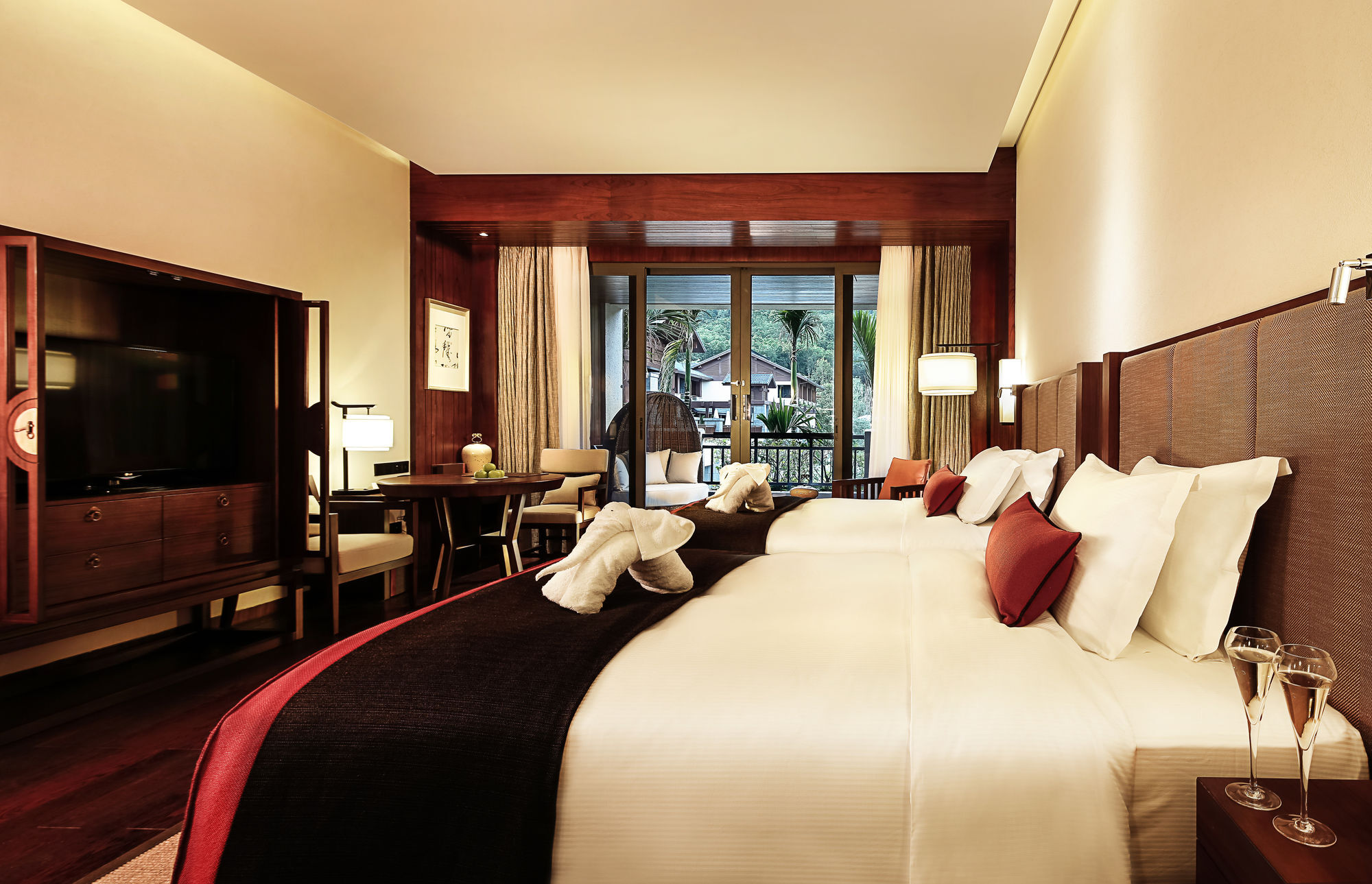 Doubletree Resort By Hilton Hotel Hainan - Qixianling Hot Spring Baoting Exterior foto
