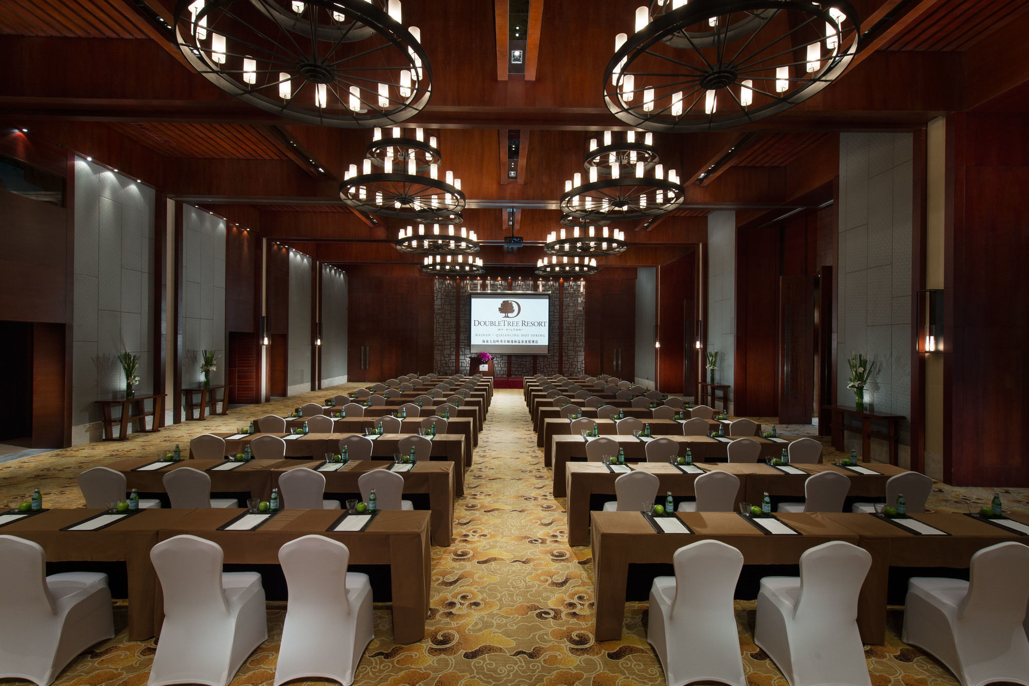 Doubletree Resort By Hilton Hotel Hainan - Qixianling Hot Spring Baoting Exterior foto